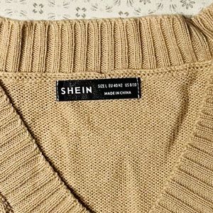 Cropped sweater vest